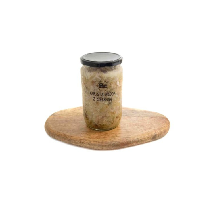 Kapusta młoda z kiełbasą